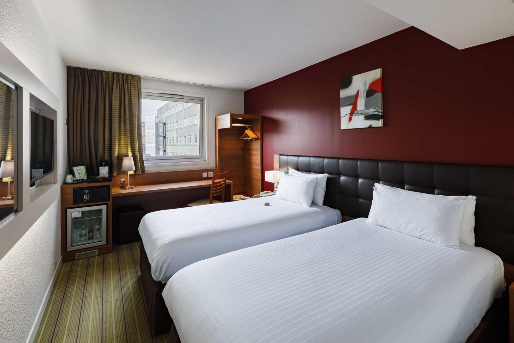 Holiday Inn Clermont Ferrand Centre By Ihg Екстериор снимка