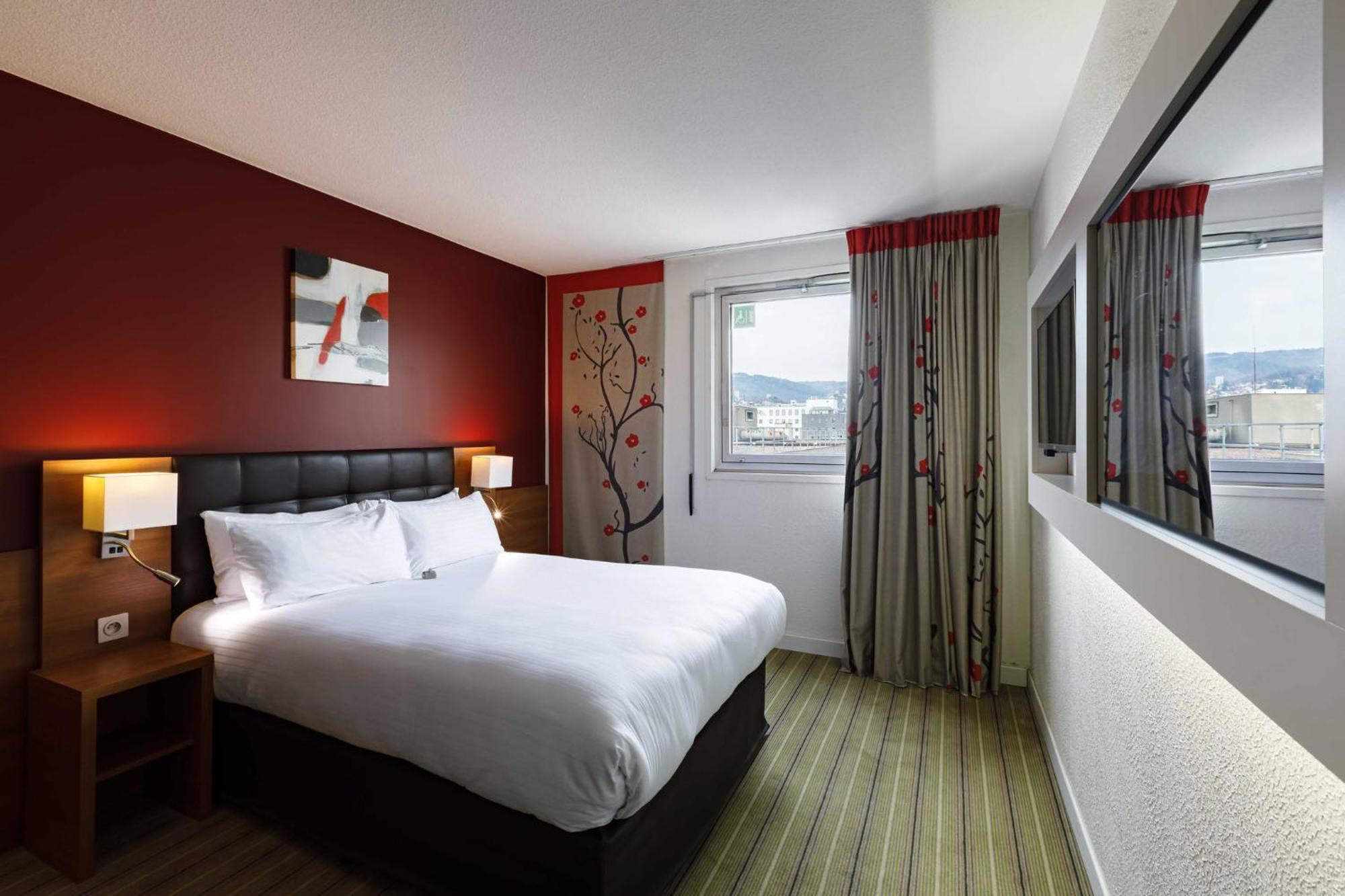 Holiday Inn Clermont Ferrand Centre By Ihg Екстериор снимка