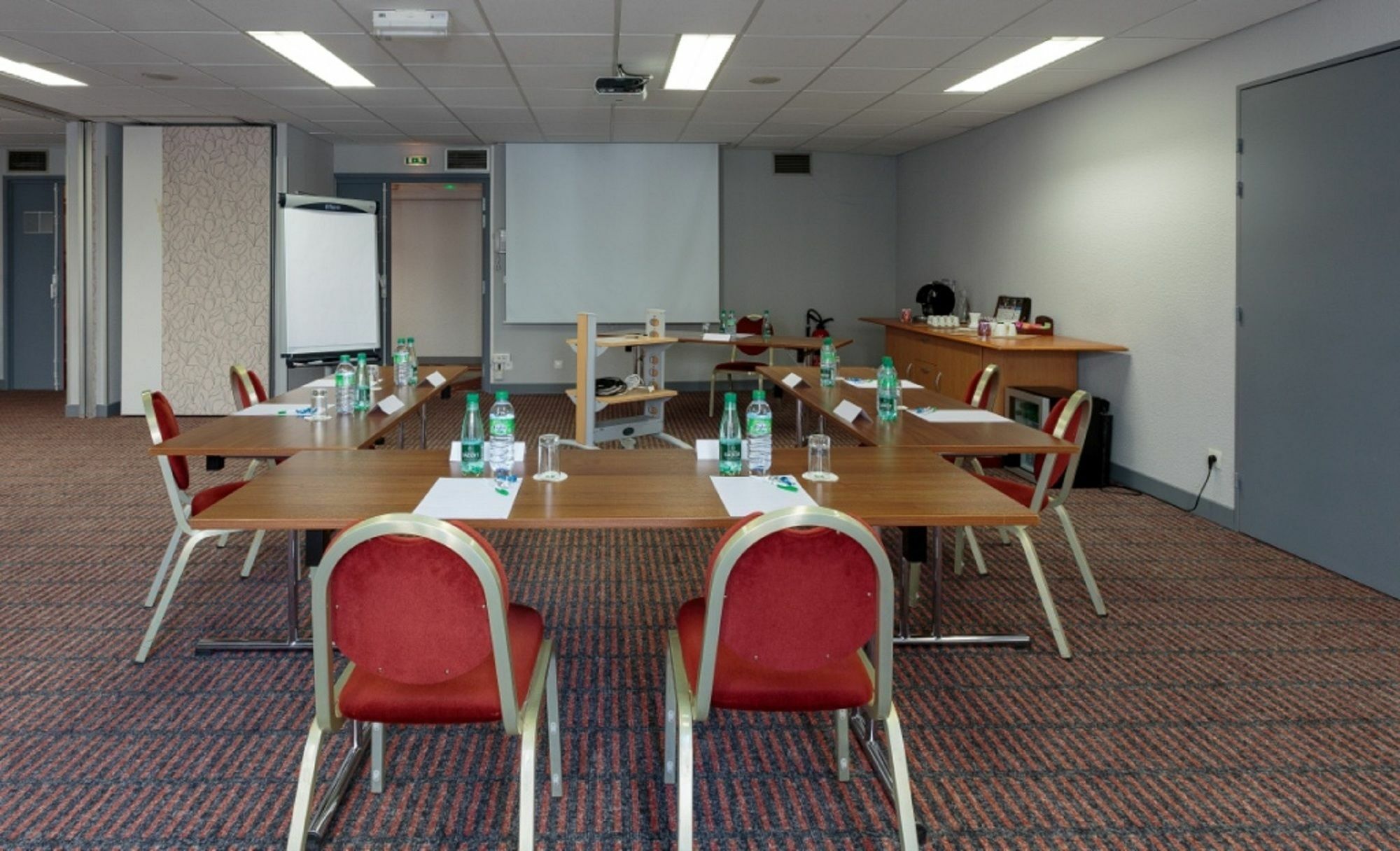 Holiday Inn Clermont Ferrand Centre By Ihg Екстериор снимка